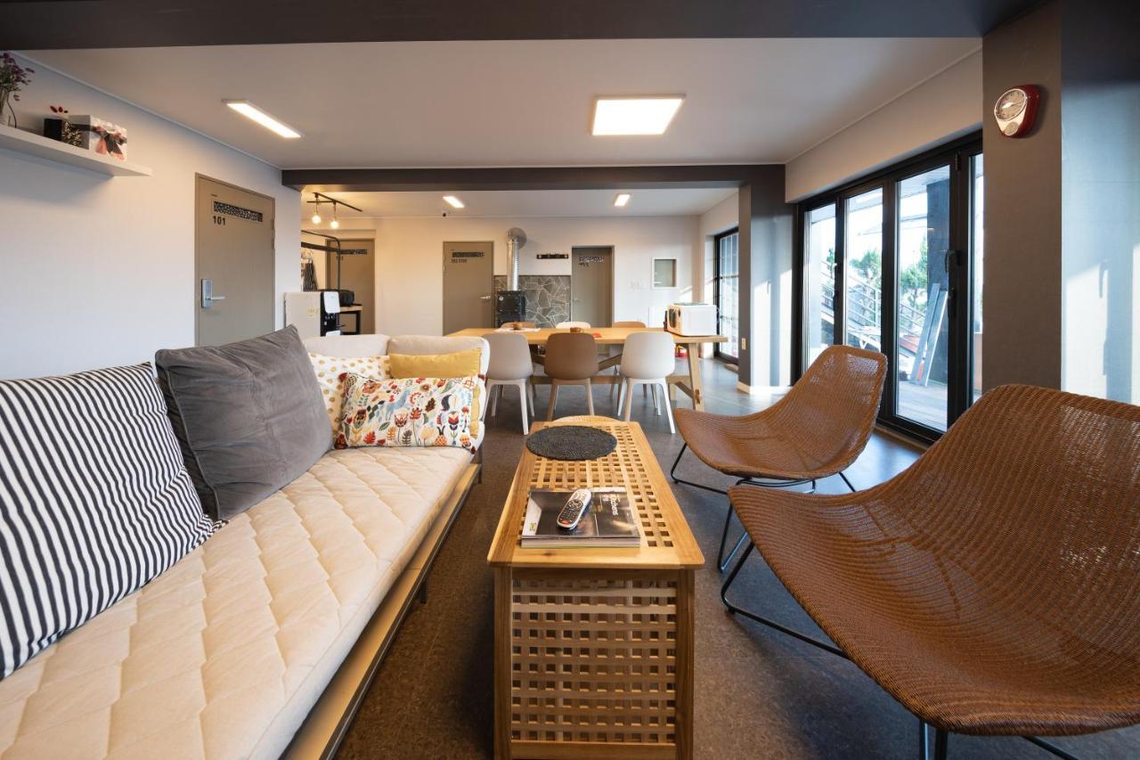 Sagye Travel Hotel ซอกวีโพ ภายนอก รูปภาพ
